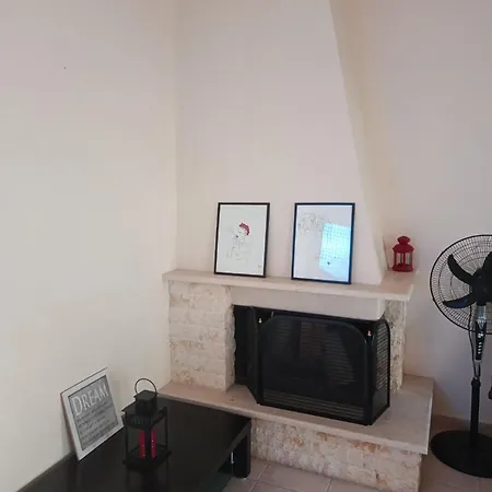 Apartment Peloraapartment Néa Péramos