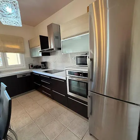 Peloraapartment Апартамент Néa Péramos