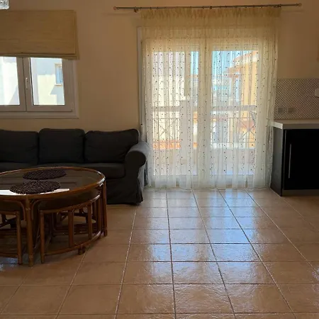 Апартамент Peloraapartment *
